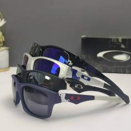 Picture of Oakley Sunglasses _SKUfw66124258fw